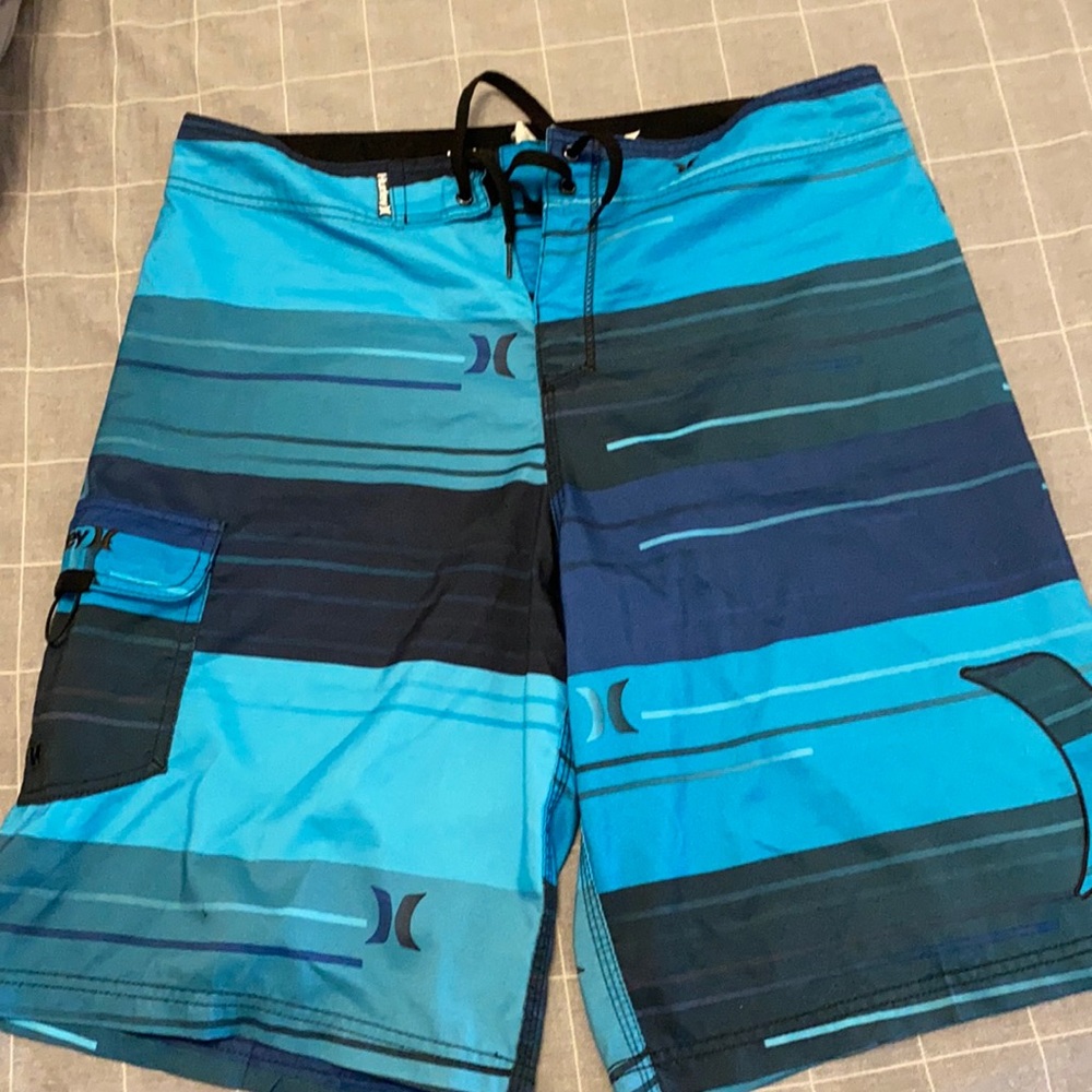 Men’s board shorts